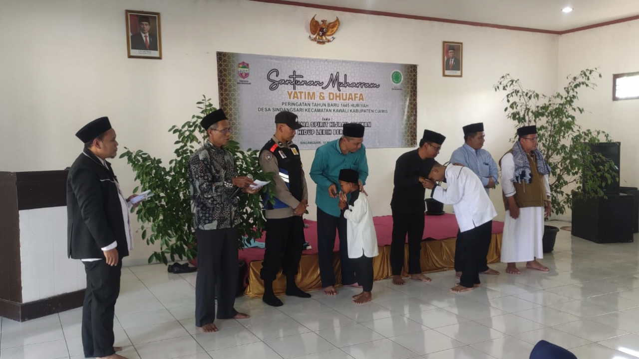 Kegiatan Tahunan "Santunan Anak Yatim" Panitia PHBI Beserta PEMDES Sindangsari Yang Bertepatan dengan 10 Muharram 1445 H